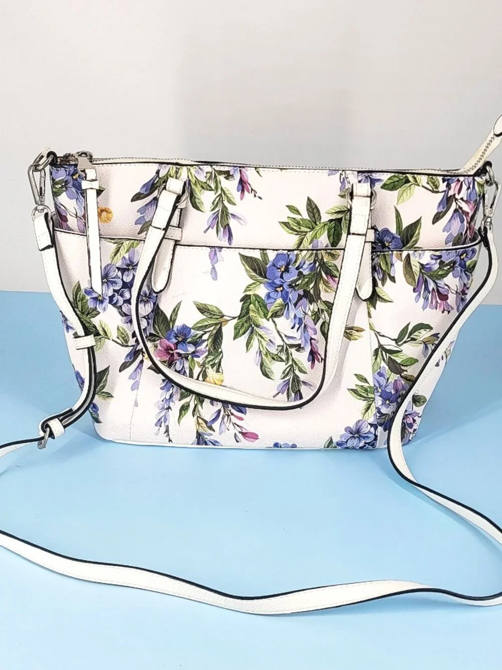 Dana Buchman Wisteria Crossbody/Top Handle Tote Bag Key Holder Multiple Pocket - Picture 13 of 15